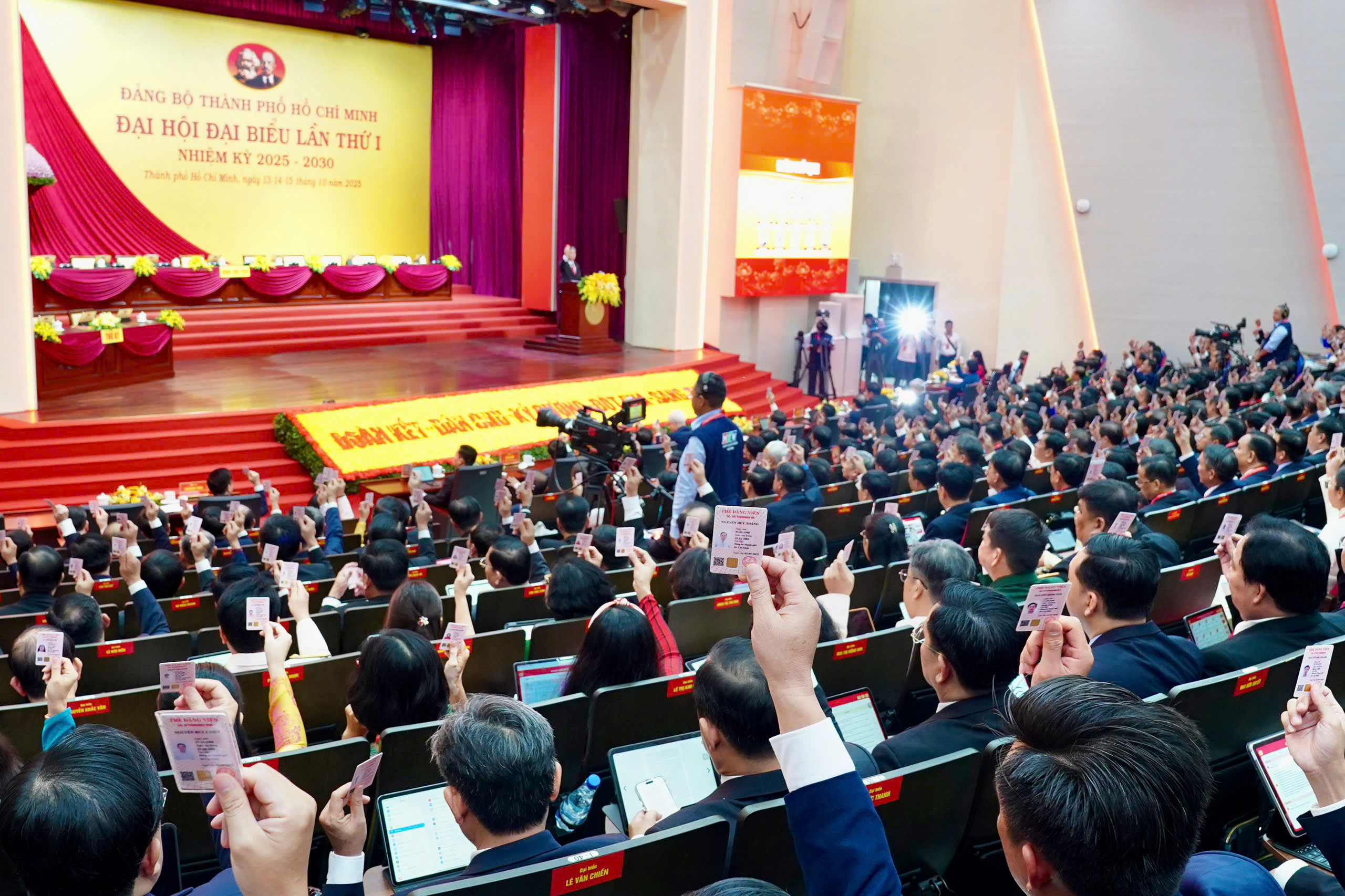 Dự thảo Báo cáo chính trị Đại hội đại biểu Đảng bộ TP.HCM lần thứ I, Nhiệm kỳ 2025 - 2030 - 2