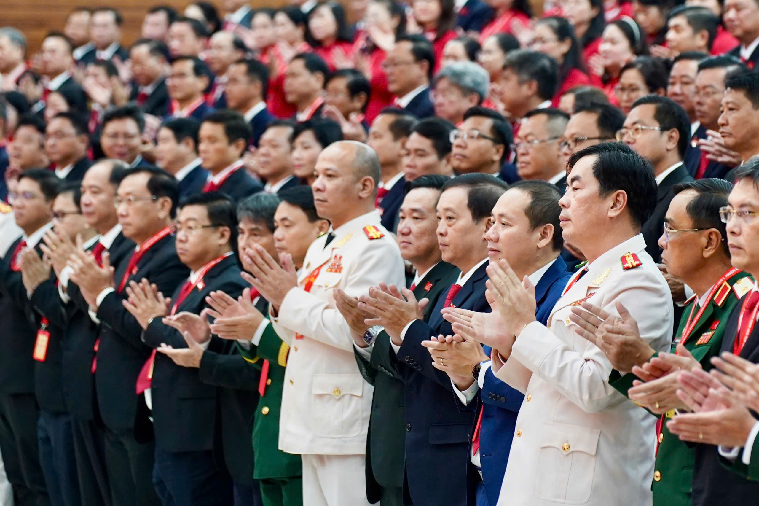 Bí thư Trần Lưu Quang: Đưa Thành phố trở thành trung tâm du lịch của châu Á, điểm đến hấp dẫn toàn cầu - 2