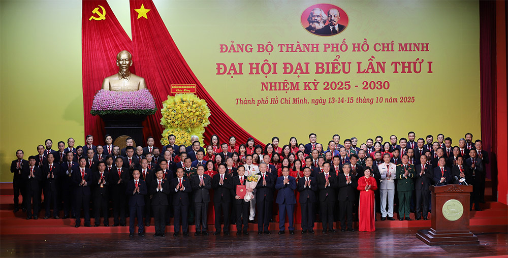 Ông Trần Lưu Quang tiếp tục làm Bí thư Thành ủy TP.HCM - 2