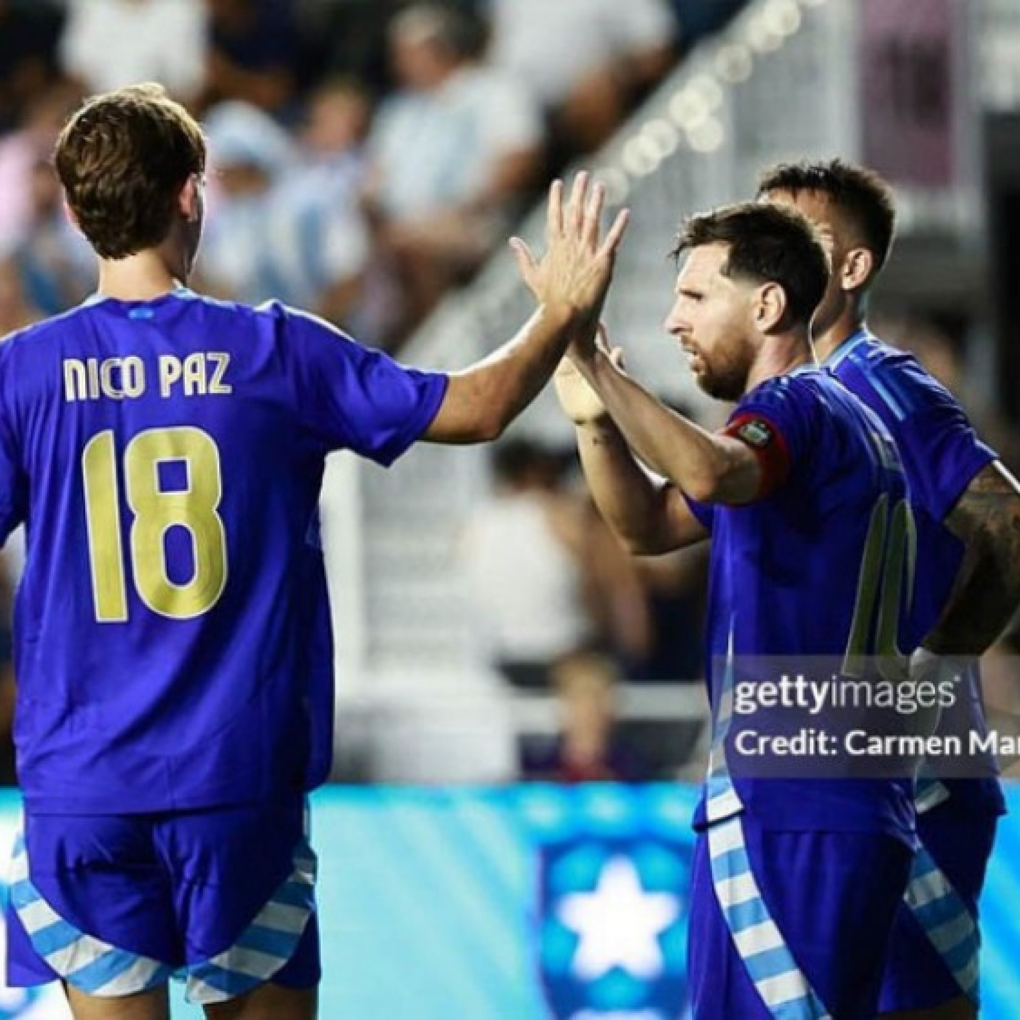  - Messi kiến tạo không cần nhìn giúp Argentina thắng 6-0, phá kỷ lục Neymar