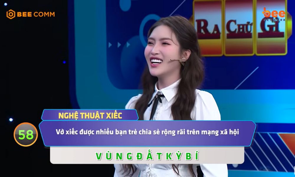Nam MC ba thứ tiếng bứt phá đánh bại đội của Bảo Yến Rosie tại “Úm Ba La Ra Chữ Gì?” - 2