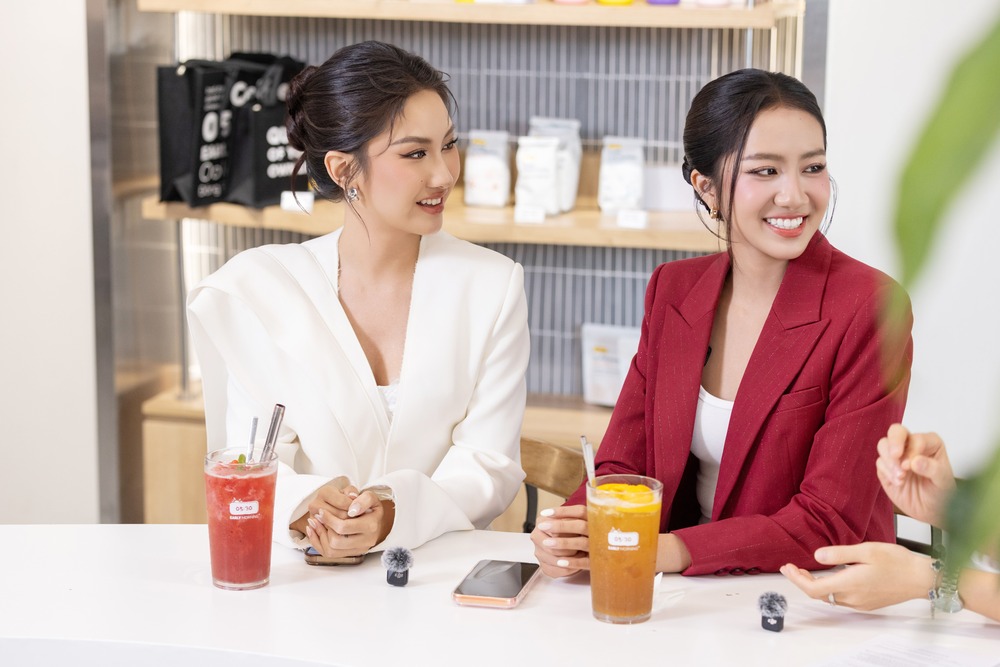 Hoa hậu Trúc Linh xúc động vì đã lâu không được ăn bữa cơm gia đình và hành động tinh tế của Hoa hậu Phương Linh - 4