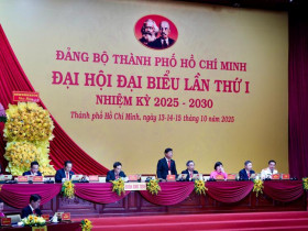  - Đại hội đại biểu Đảng bộ TPHCM lần thứ I bước vào ngày làm việc thứ hai