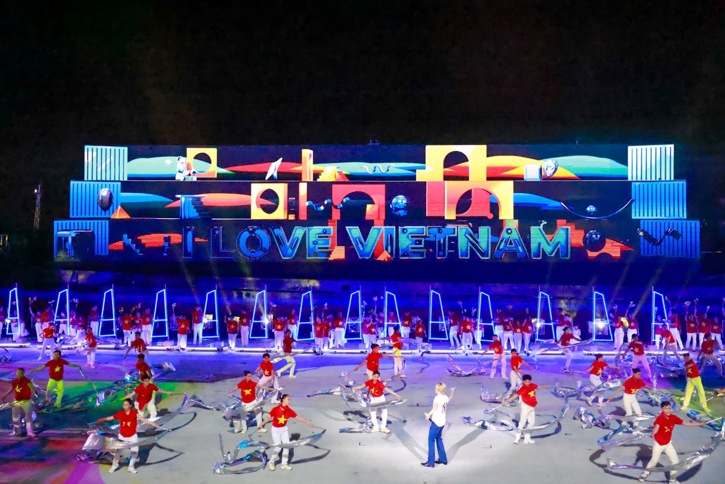 Đảng bộ TP.HCM nhiệm kỳ 2025-2030: Du lịch và công nghiệp văn hóa là 1 trong 5 trụ cột của siêu đô thị quốc tế - 1