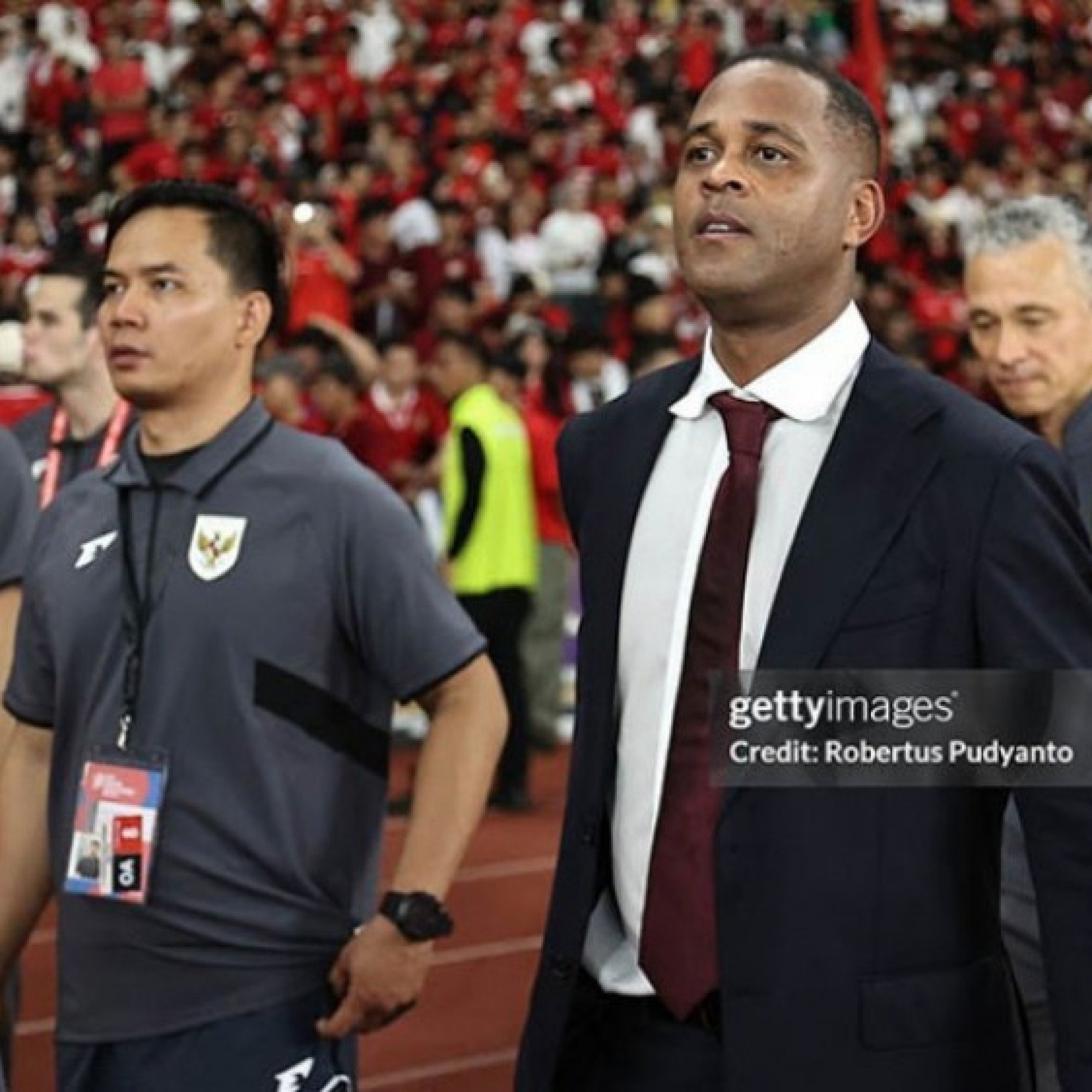  - HLV Kluivert viết tâm thư chia tay ĐT Indonesia, vẫn tự hào dù hụt vé World Cup