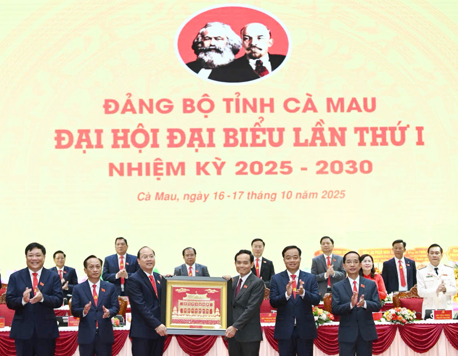 Bí thư TP.HCM Trần Lưu Quang: Mở đường du lịch biển xanh giữa TP.HCM và Cà Mau - 4