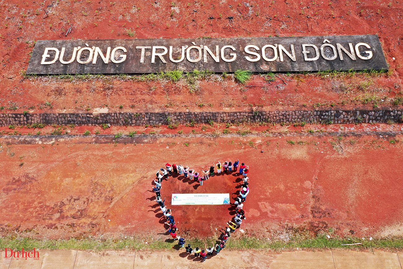 ton vinh van hoa dan toc thieu so dong hanh cung du lich phat trien - 5