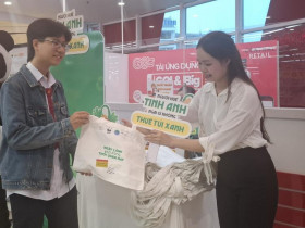  - Ra mắt mô hình cho thuê túi tái chế tại siêu thị ở Huế