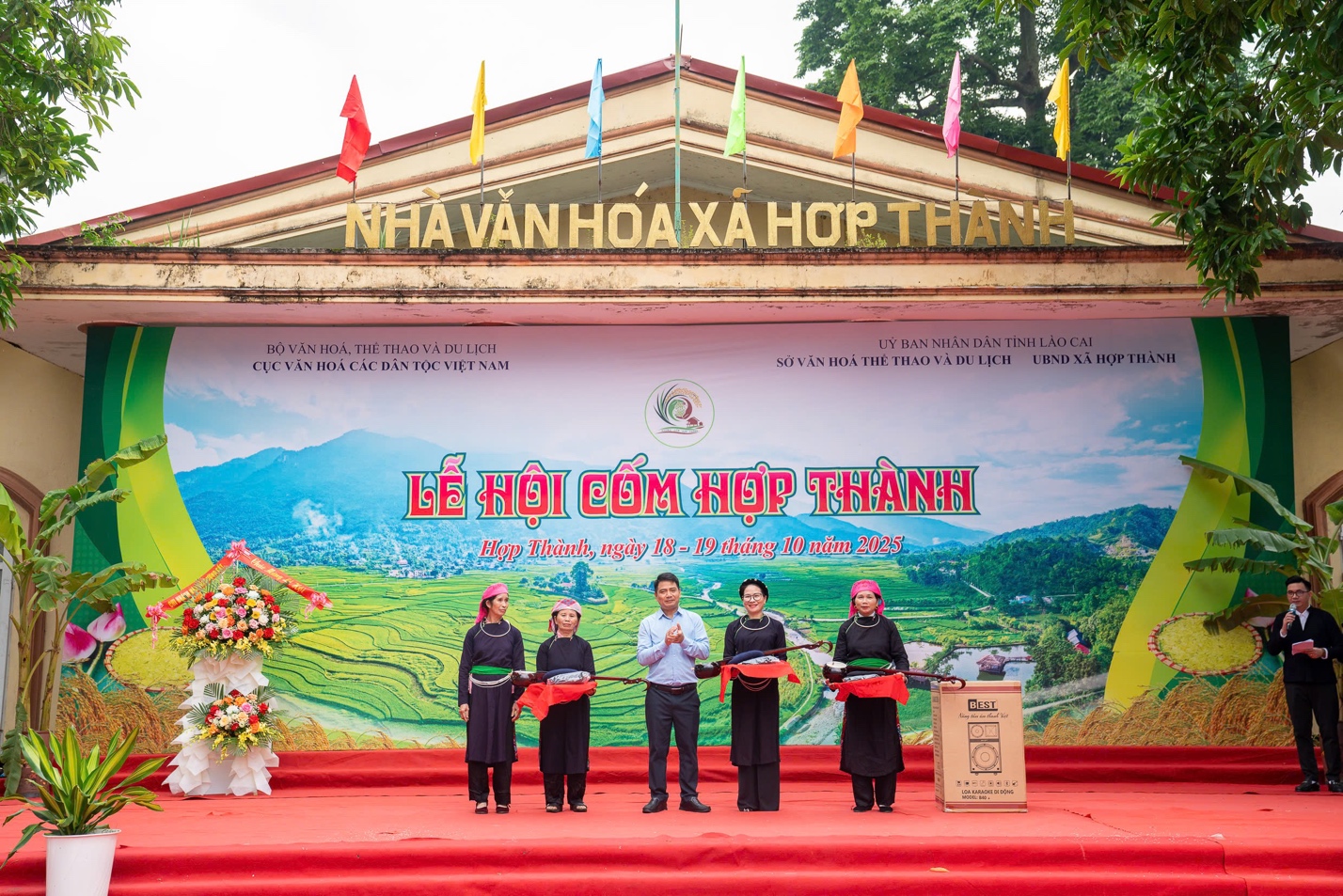 Cả Hợp Thành rộn ràng trong Lễ hội Cốm - 5