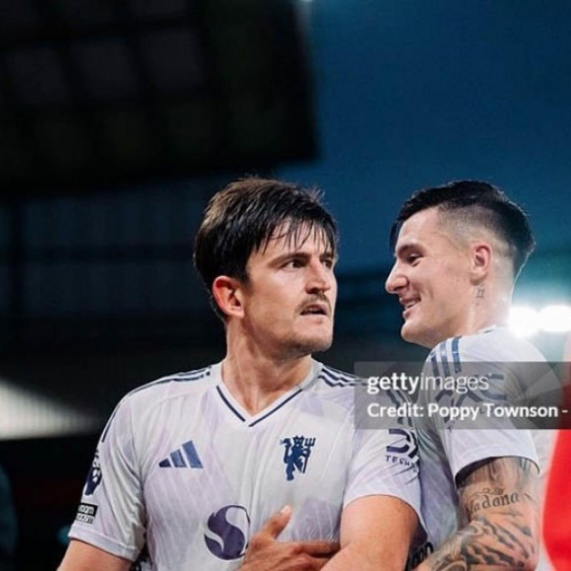  - Trực tiếp bóng đá Liverpool - MU: Maguire ghi bàn, "Quỷ đỏ" lại vượt lên (Ngoại hạng Anh)