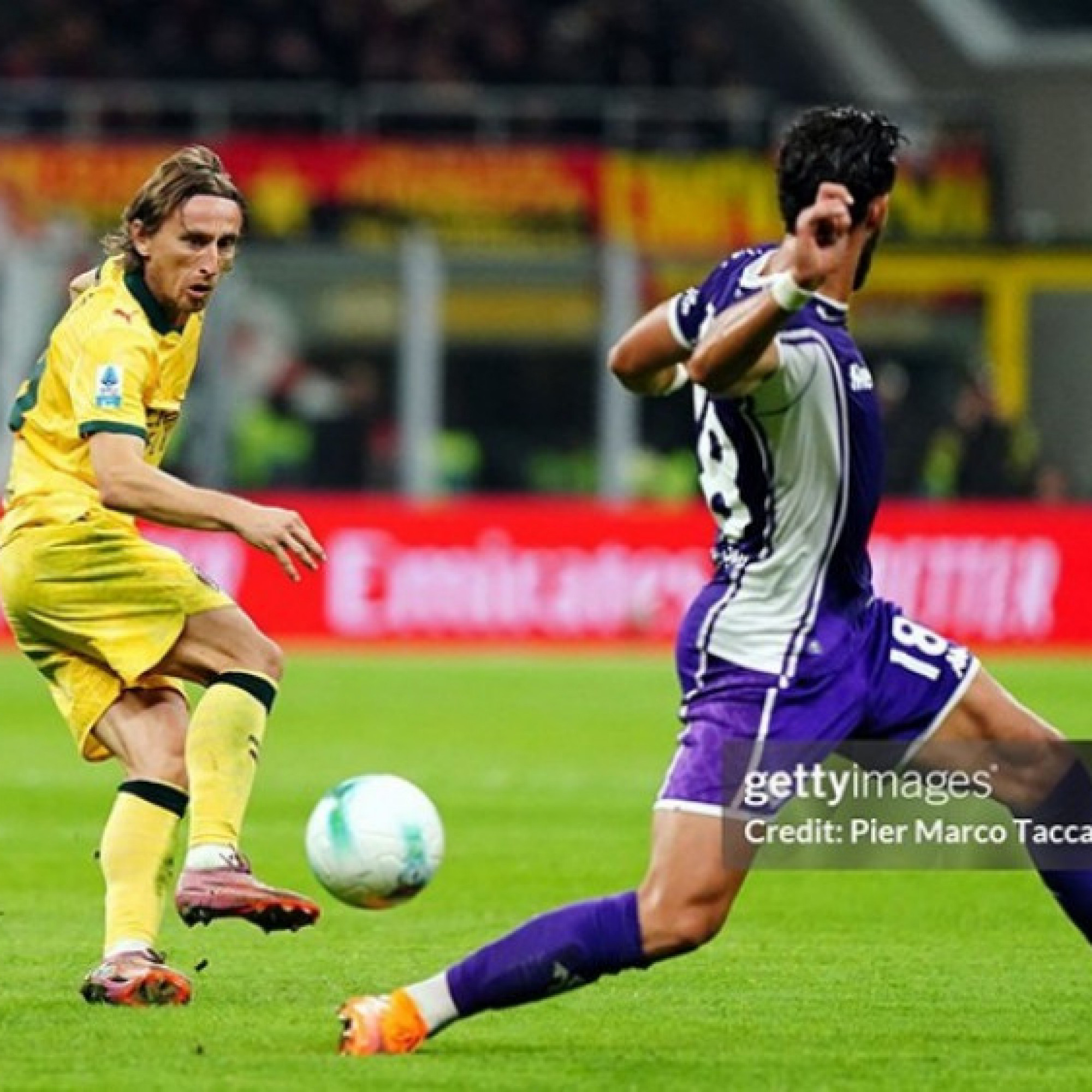  - Video bóng đá AC Milan - Fiorentina: Kịch tính hiệp 2 (Serie A)