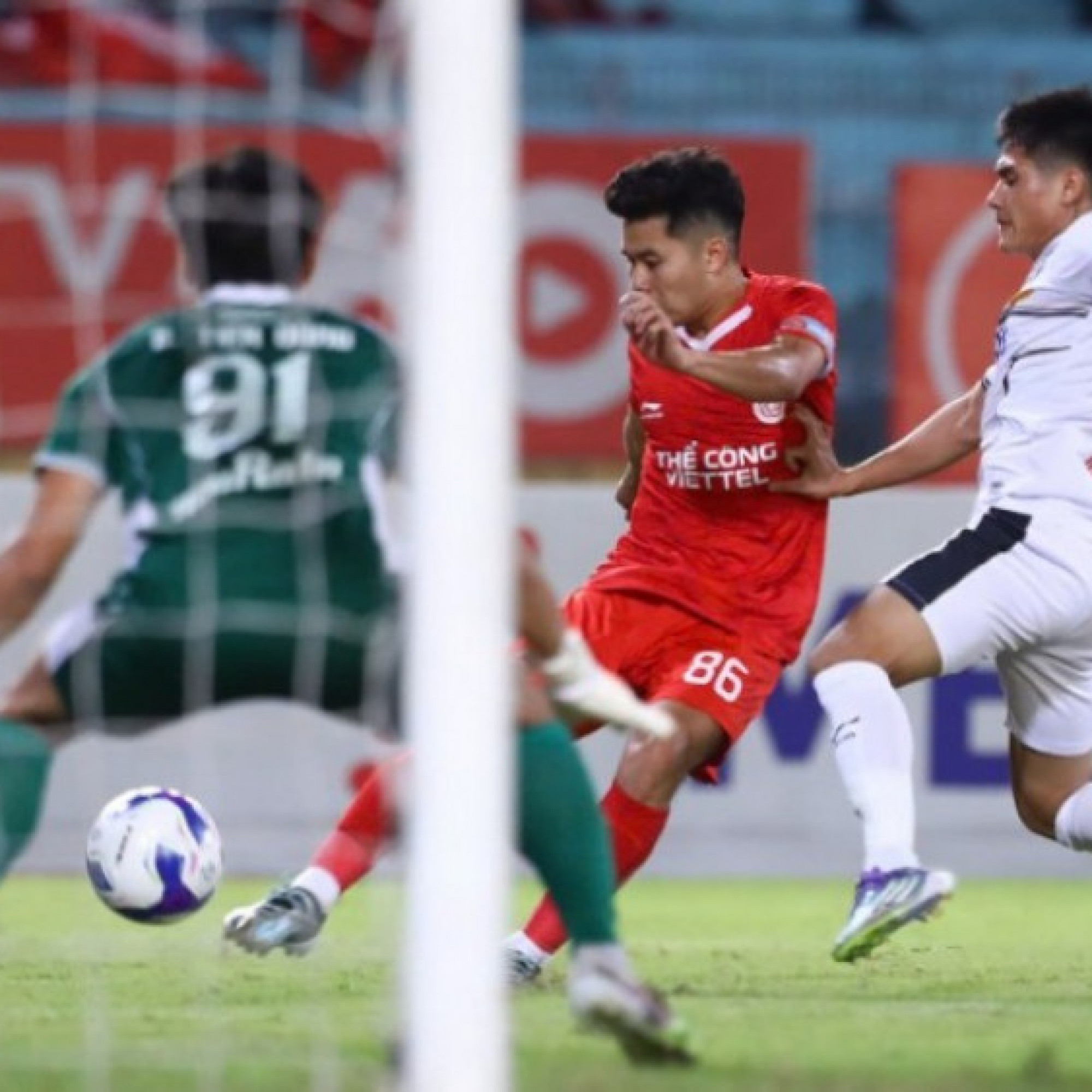  - Video bóng đá Thể Công  Viettel - Đà Nẵng: Trừng phạt sai lầm (V-League)