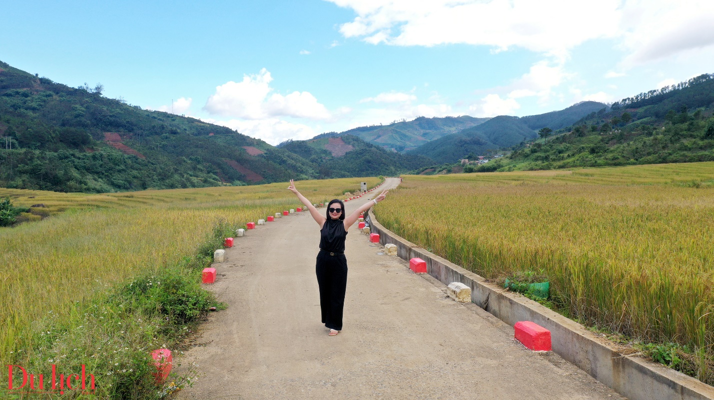 di san ruong bac thang doc dao hap dan du khach den voi mang ri - 8