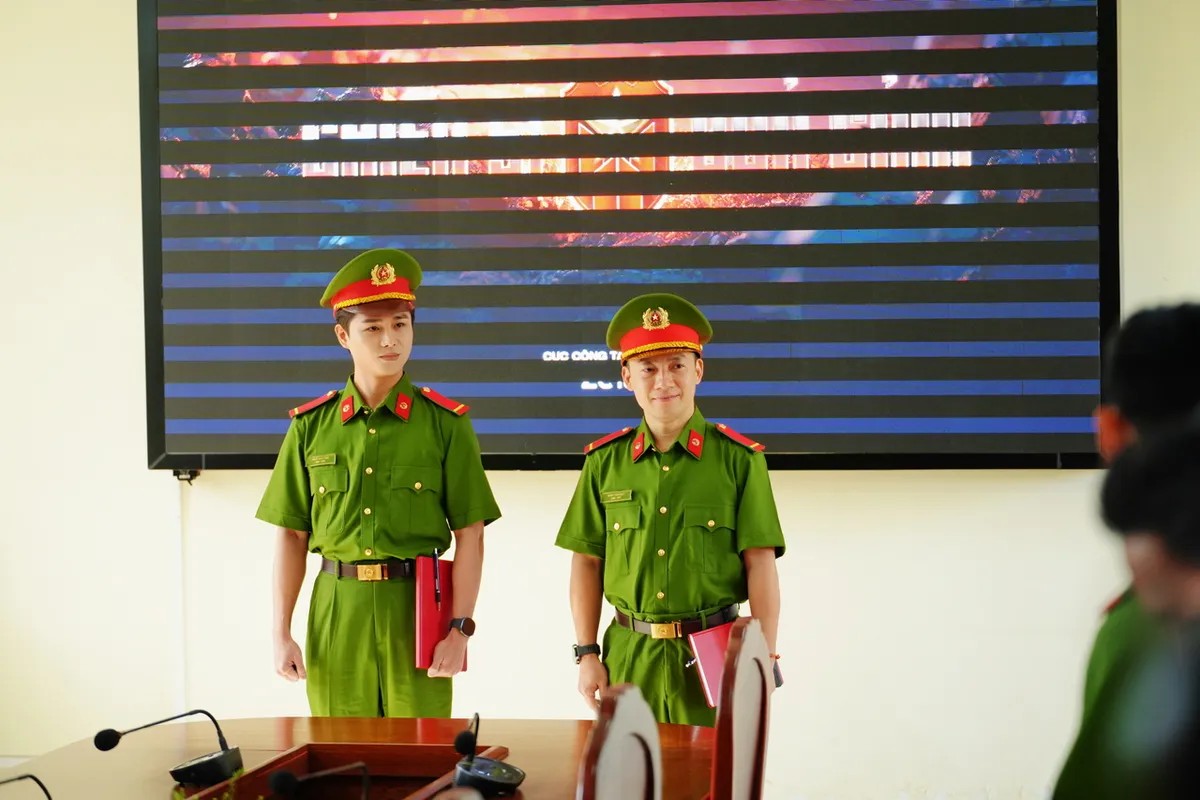 Đinh Tiến Đạt, Tăng Duy Tân vừa tham gia đã “sốc” vì đánh trận lớn - 1