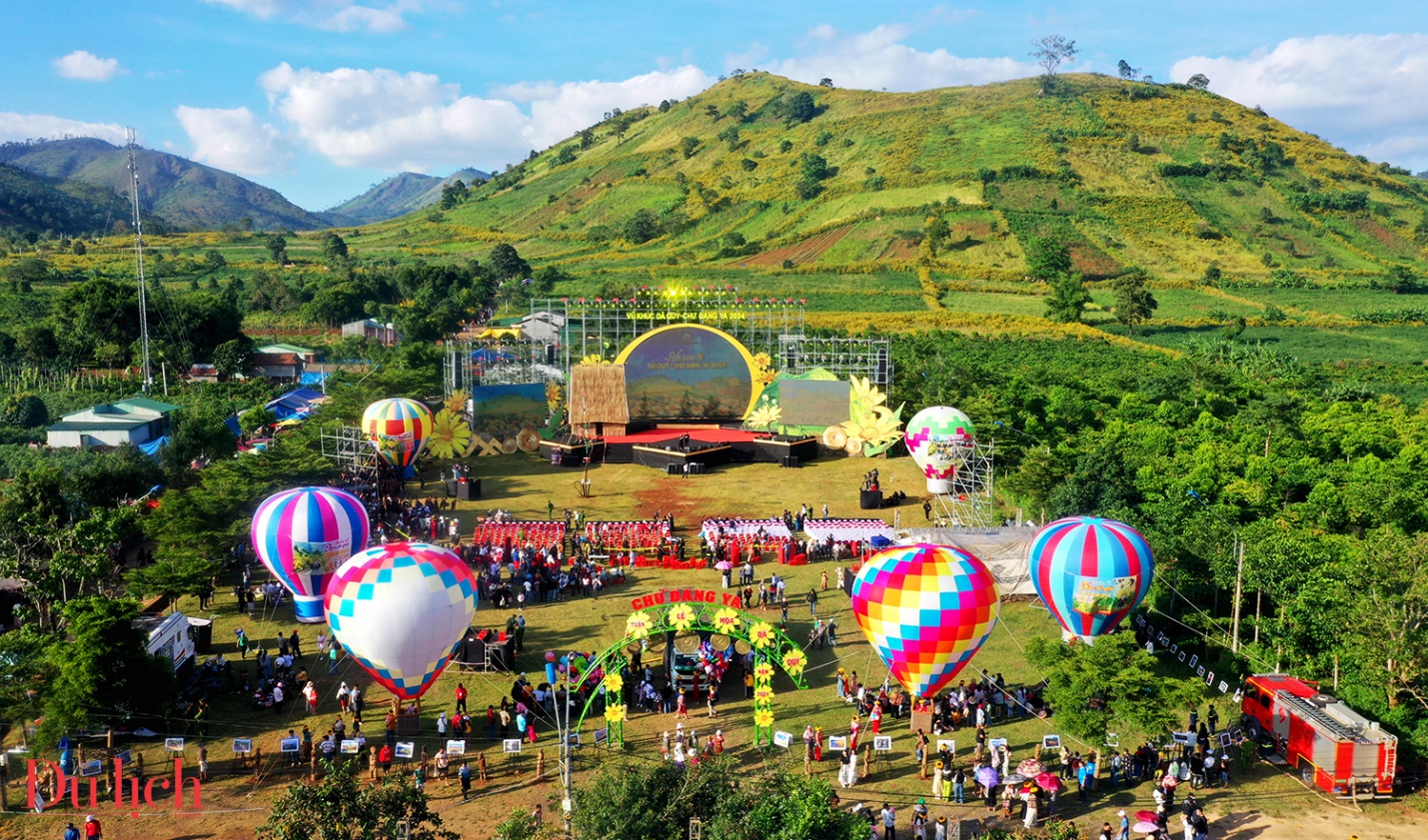 mua hoa da quy tuyet dep tren ‘mieng nui lua kep’ chudang ya - 5