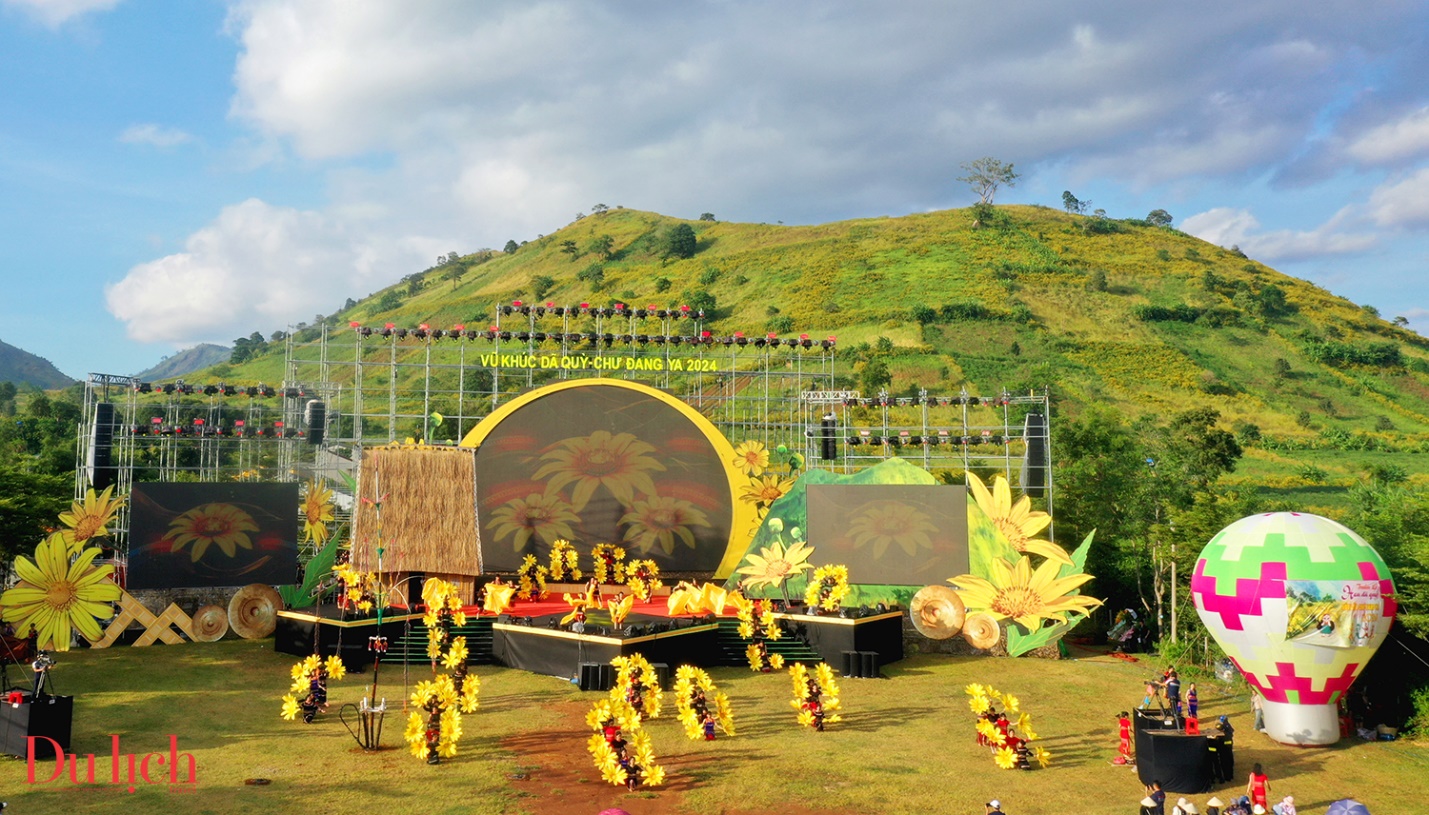 mua hoa da quy tuyet dep tren ‘mieng nui lua kep’ chudang ya - 6