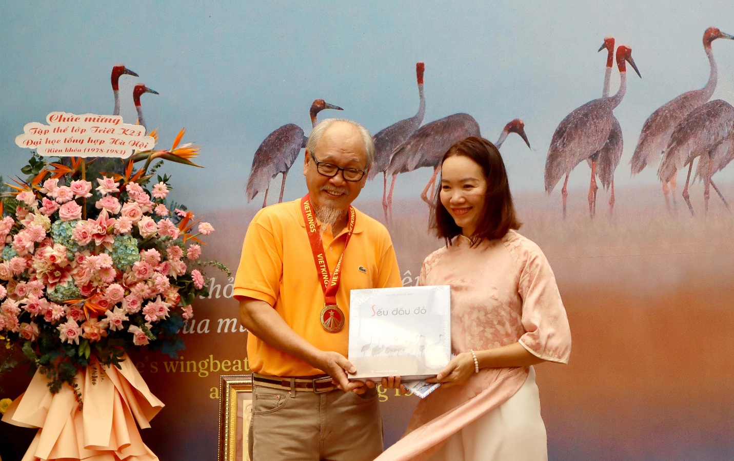 ra mat sach anh 'seu dau do': khoanh khac day cam xuc voi nhiep anh gia nguyen truong sinh - 7