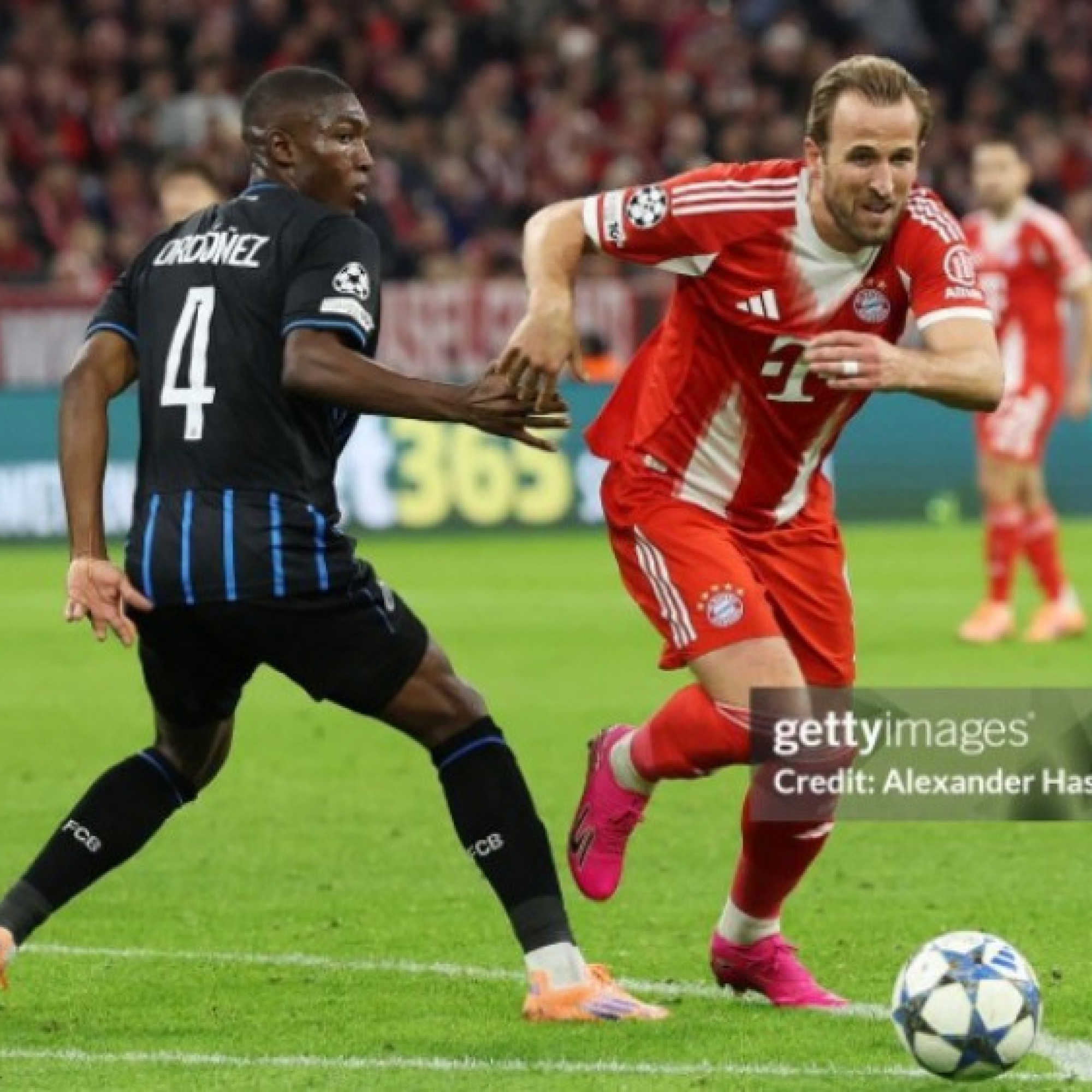 - Video bóng đá Bayern Munich - Club Brugge: Mãn nhãn 3 bàn (Cúp C1)