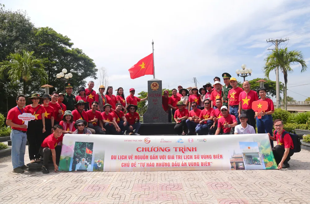 TP.HCM ra mắt tour ‘Tự hào những dấu ấn vùng biên’ kết nối Đồng Tháp, An Giang - 2