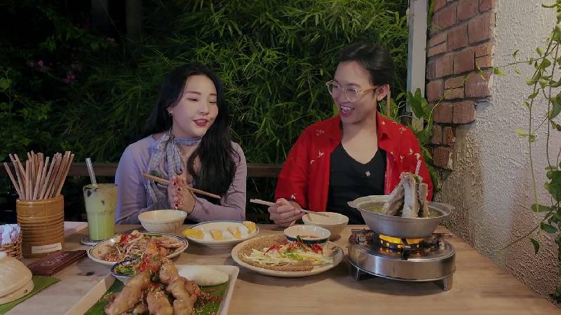 Quán ăn hạnh phúc: Năm Chà và Hỷ Khí Dương Dương thích thú với ẩm thực Thái Lan tại TP.HCM - 1