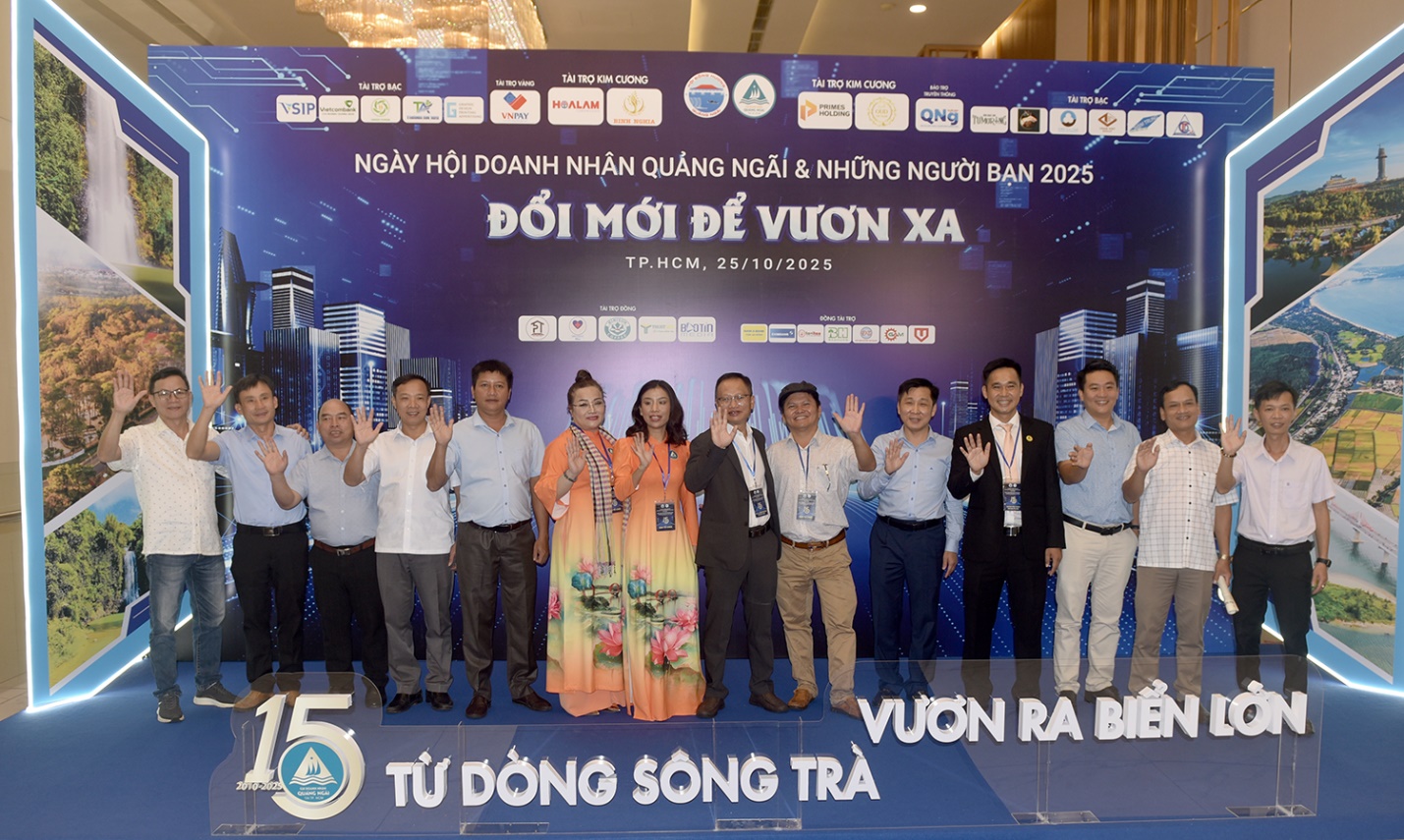 doanh nhan quang ngai tai tp.hcm khat vong ‘doi moi de vuon xa’ - 3