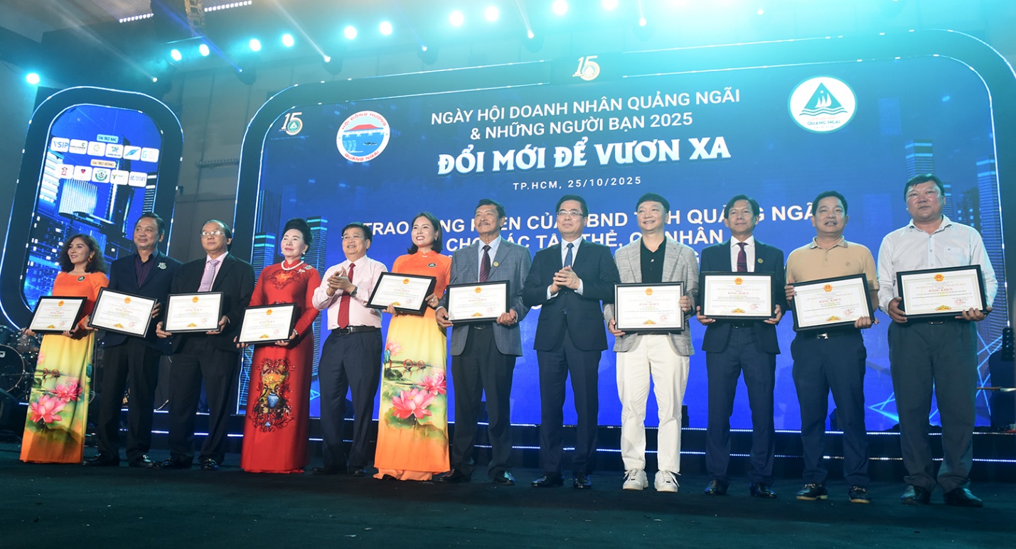 doanh nhan quang ngai tai tp.hcm khat vong ‘doi moi de vuon xa’ - 9