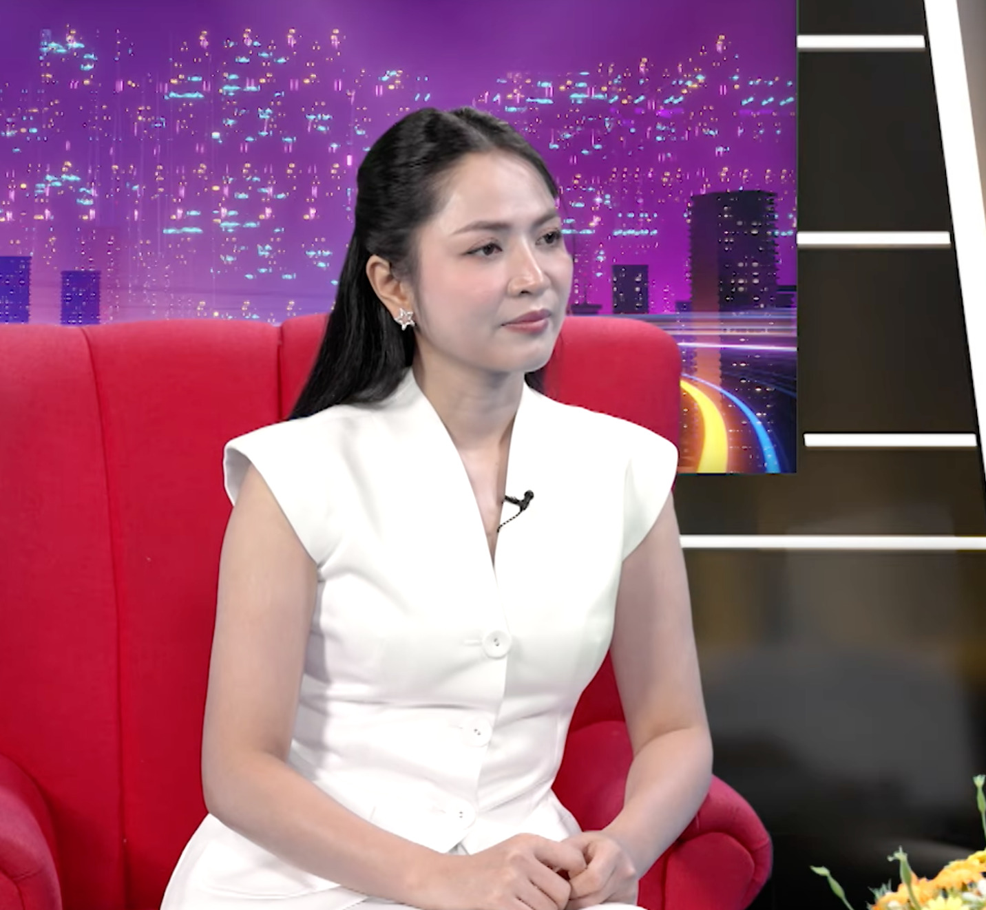 Giọng ca “Viết tiếp câu chuyện hòa bình” tiết lộ quá khứ cứng đầu, bị cộng sự nói khó gần - 3