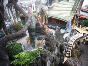 - Khám phá Halloween ở những điểm đến sôi động và thú vị