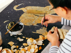 - Làng sơn mài Tương Bình Hiệp: Giữ hồn 300 năm giữa dòng chảy hiện đại