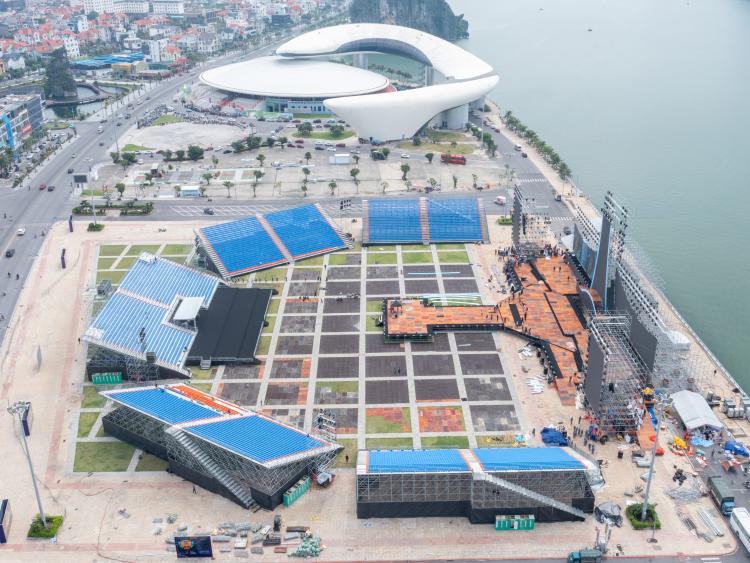 Ngắm sân khấu 30.000 chỗ của Concert Hạ Long 2025