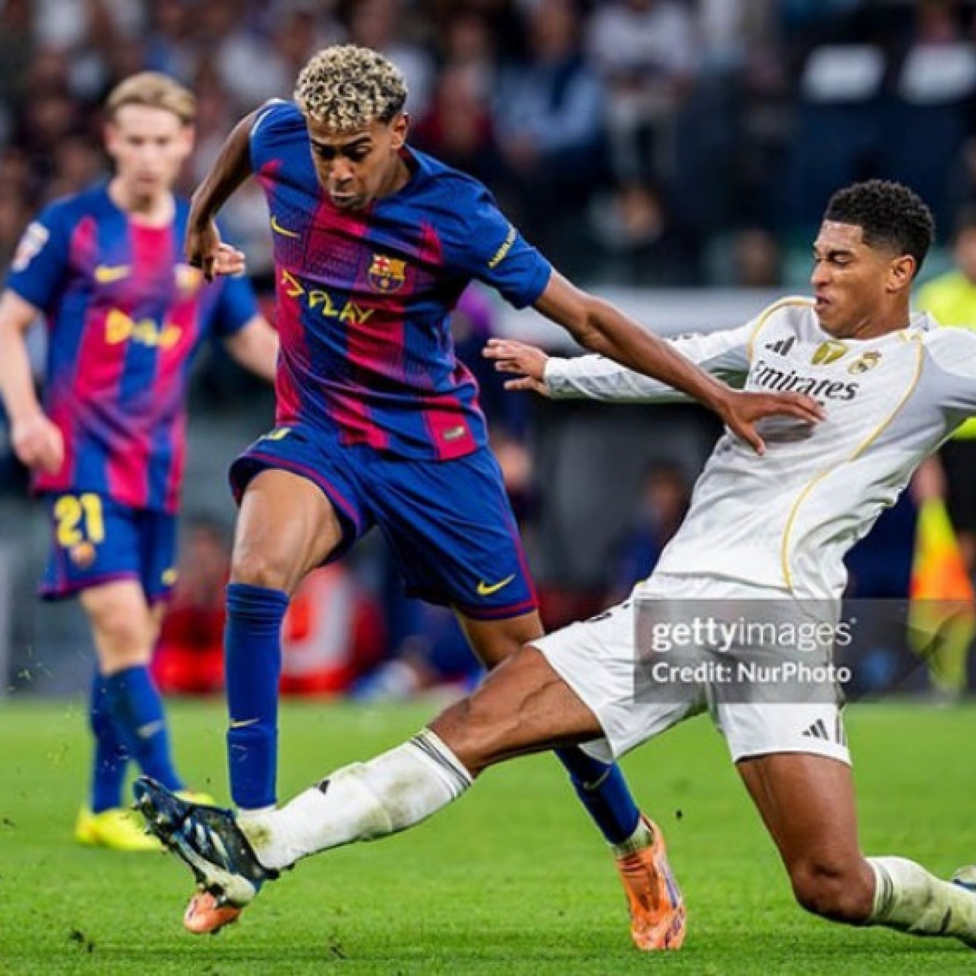 - Barca sinh biến hậu Siêu kinh điển, Raphinha thẳng thừng chỉ trích Yamal