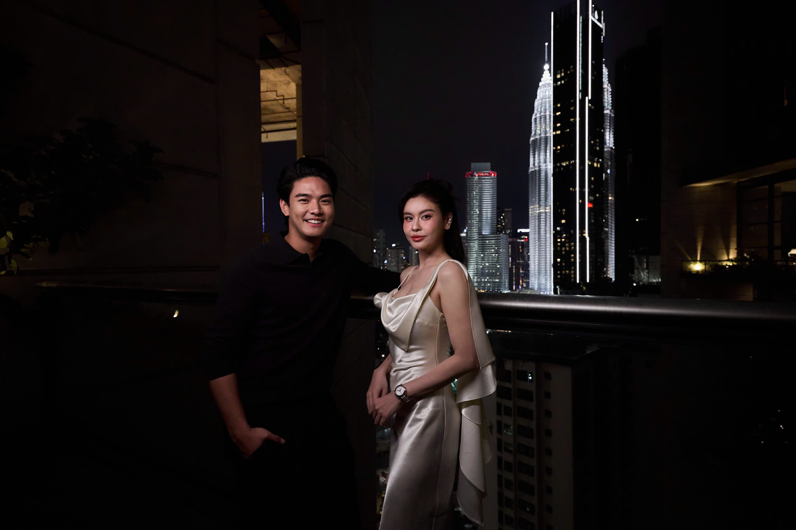 Trương Quỳnh Anh dự tiệc tối cùng sao Thái – Ohm Pawat - 2