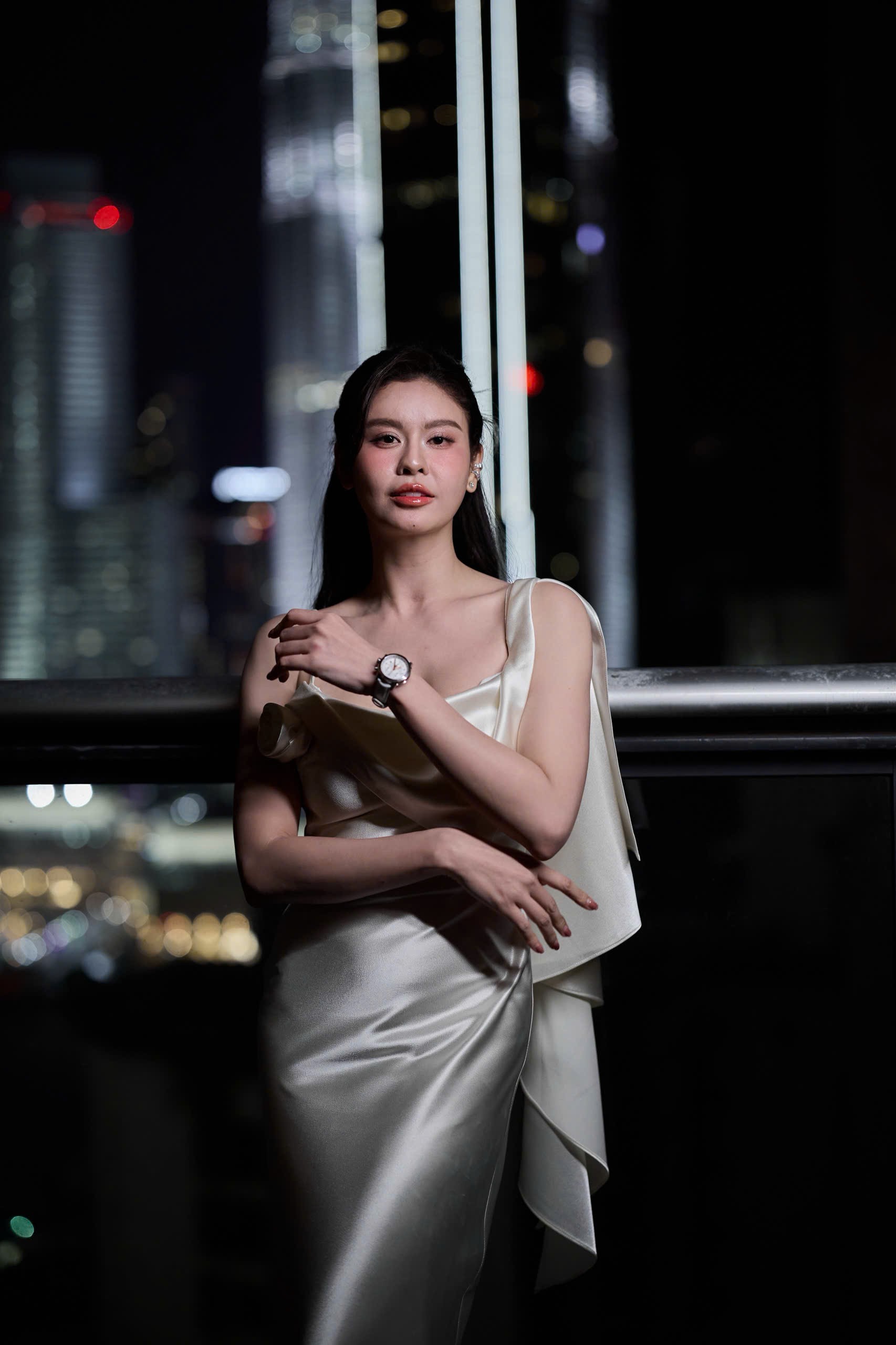 Trương Quỳnh Anh dự tiệc tối cùng sao Thái – Ohm Pawat - 3