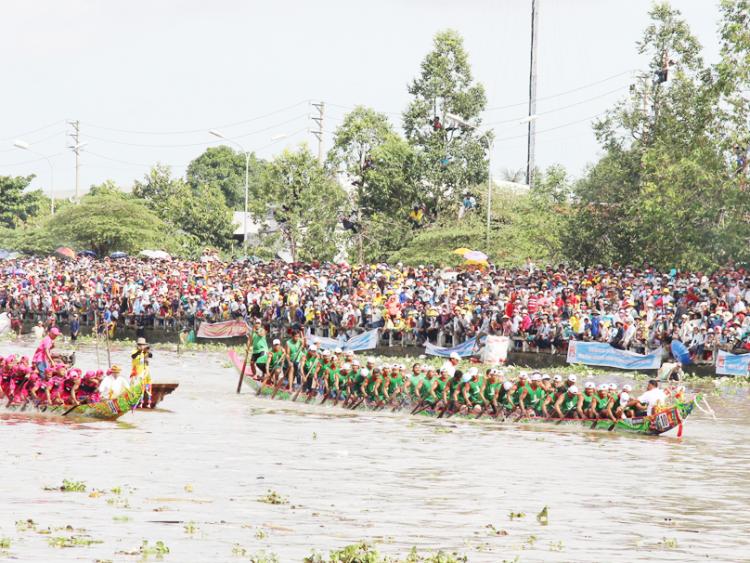 'Rực rỡ sông Trăng - Bừng sáng di sản' ở Cần Thơ