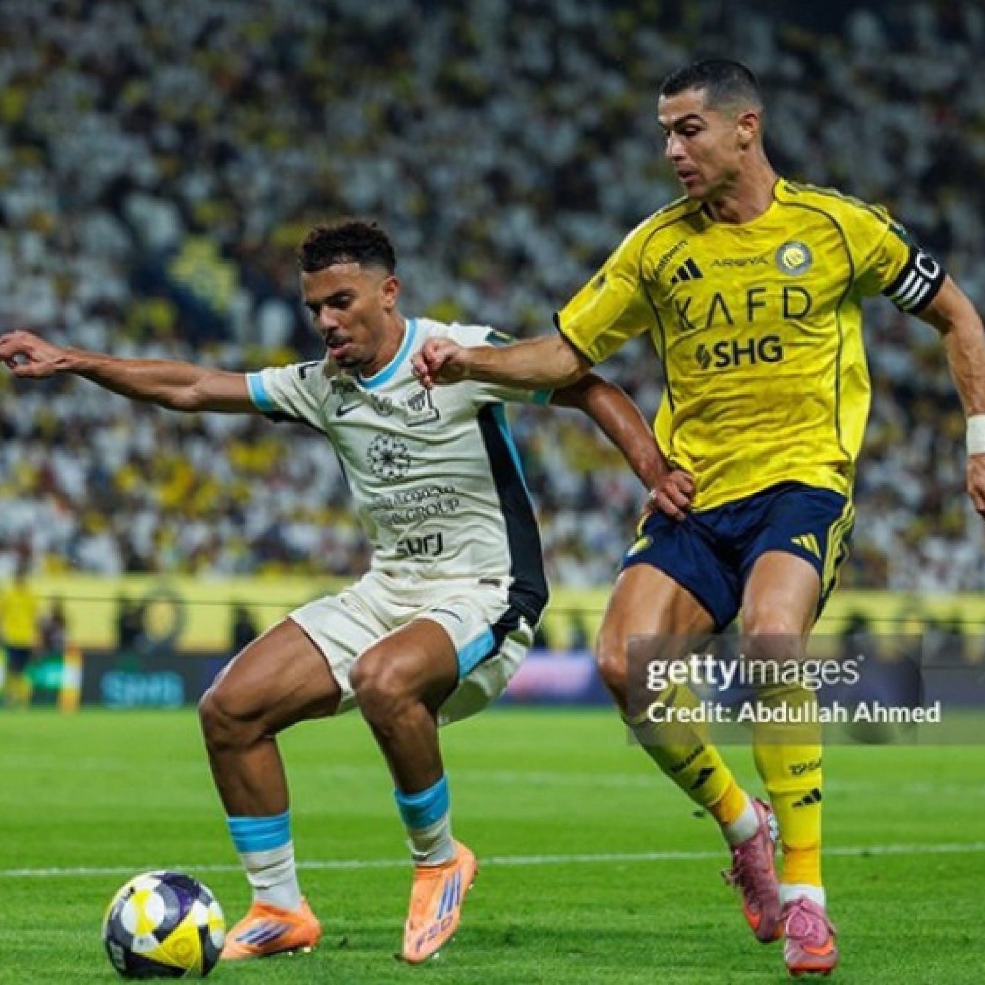 - Video bóng đá Al Nassr - Al Ittihad: Dấu ấn Ronaldo, 3 bàn & thẻ đỏ (King's Cup)