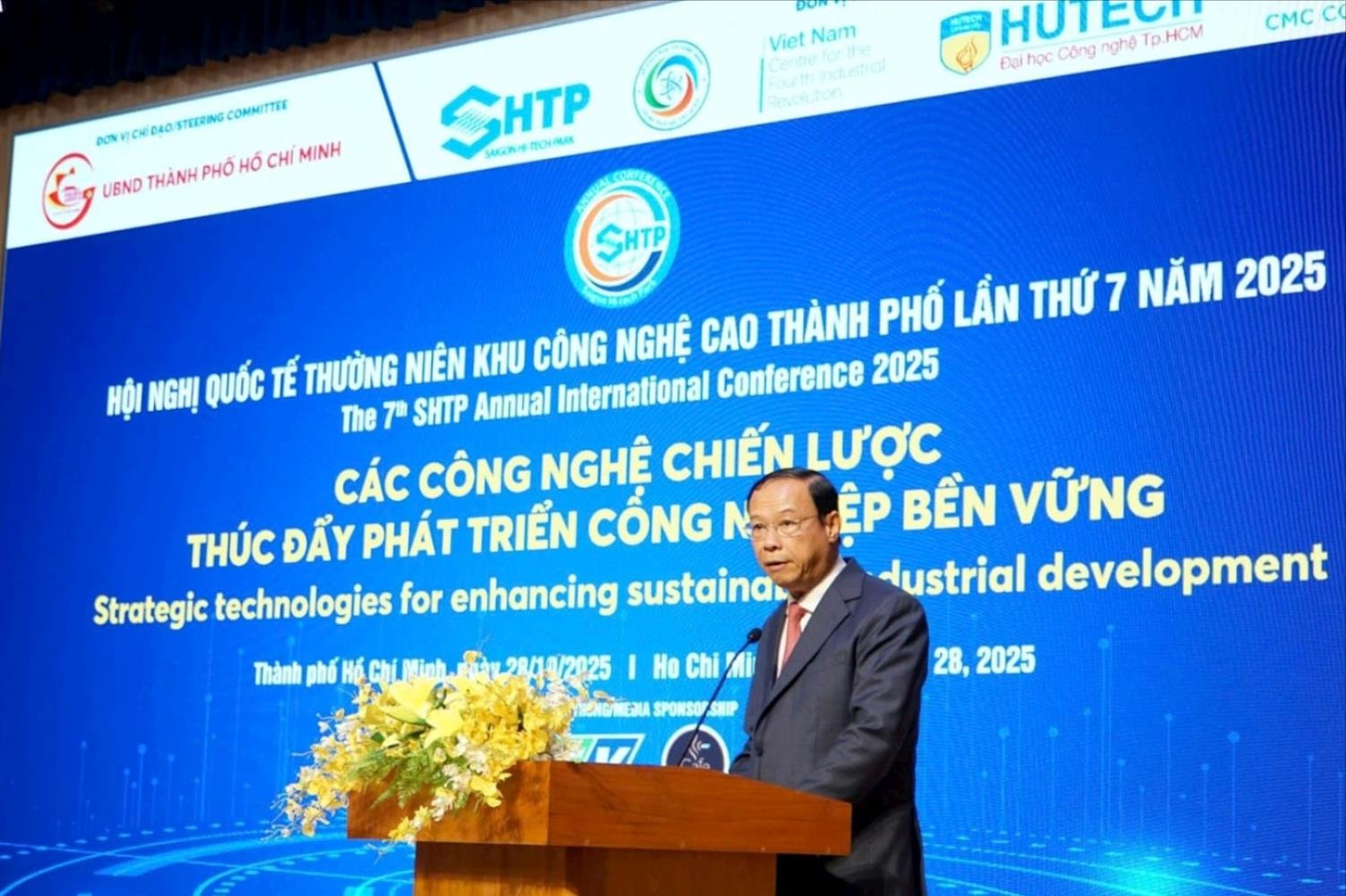 TP.HCM thúc đẩy 'chuyển đổi kép', xây dựng hình ảnh điểm đến công nghệ cao và bền vững - 1