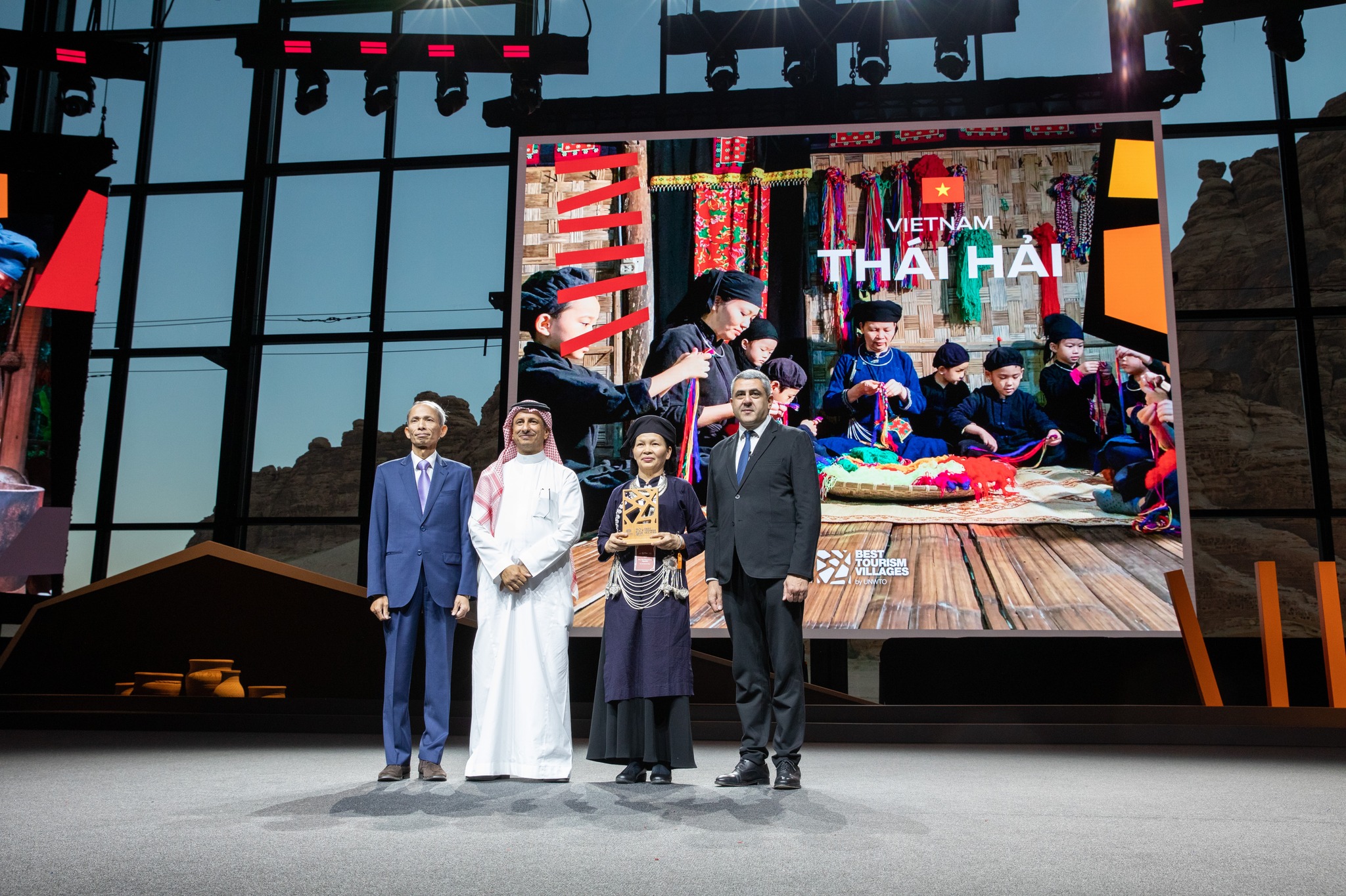 bai hoc ocop 5 sao tu thai hai cho du lich cong dong tp.hcm - 5