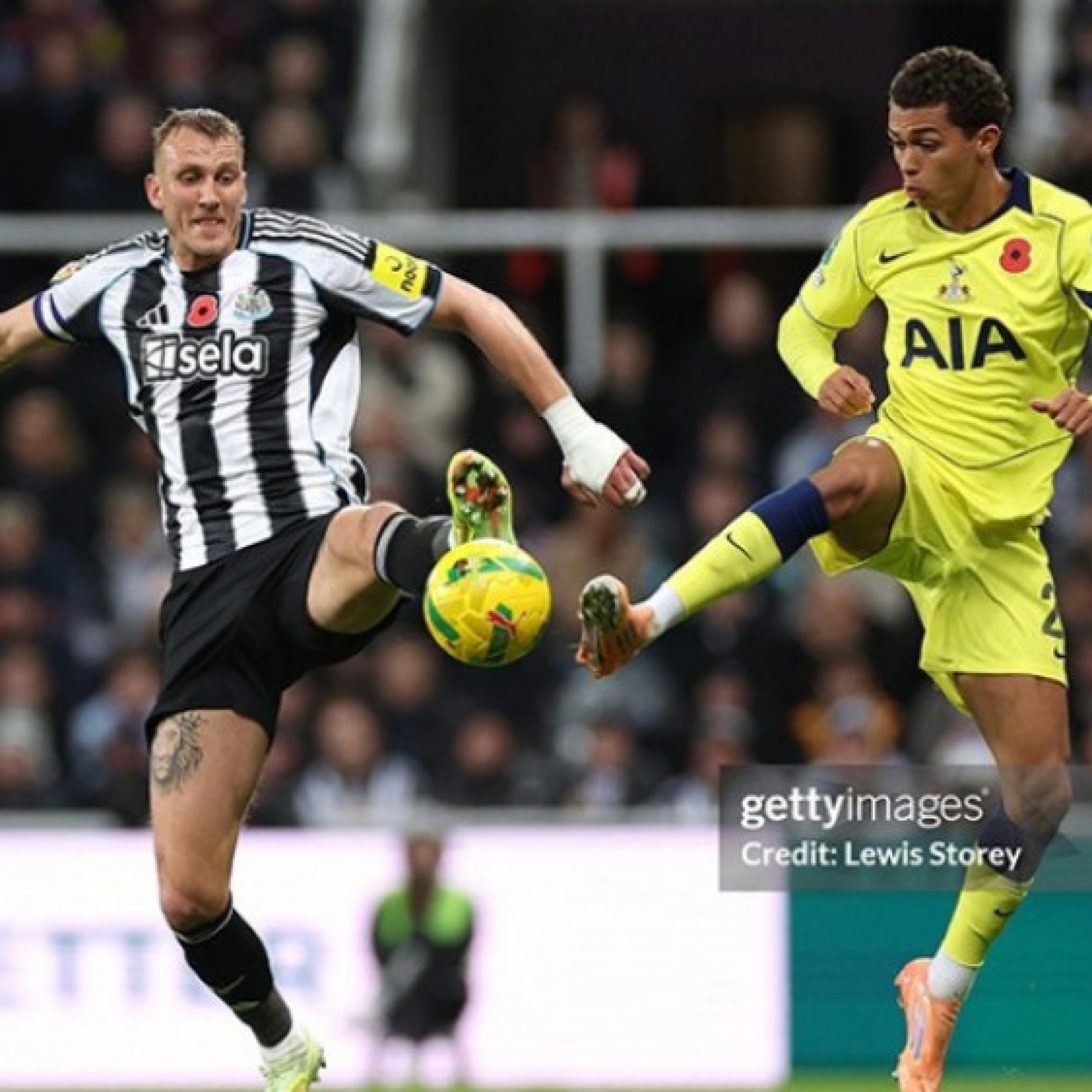  - Video bóng đá Newcastle - Tottenham: Bàn thua tranh cãi & sai lầm (League Cup)