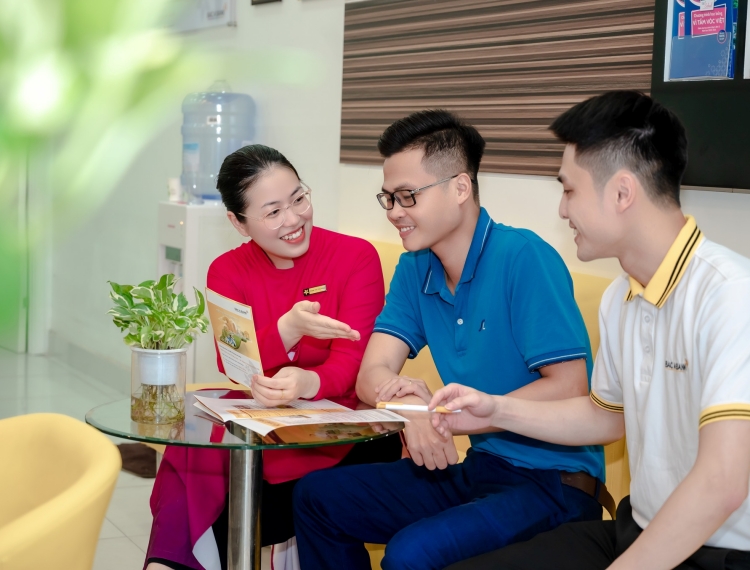 Fitch Ratings lần đầu xếp hạng tín nhiệm BAC A BANK ở mức B+