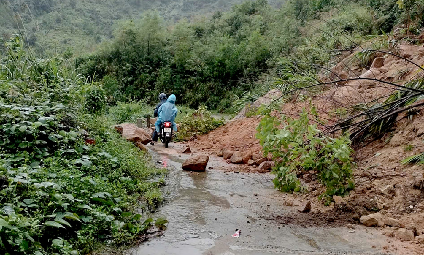 pho thu tuong tran hong ha: khong de nguoi dan doi, ret sau mua lu - 6
