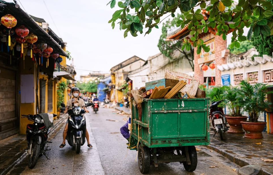 Hội An: Nước mắt trên phố và 'cơn đau' của di sản trăm tuổi - 12