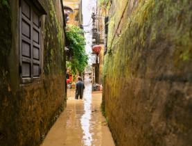- Hội An: Nước mắt trên phố và 'cơn đau' của di sản trăm tuổi