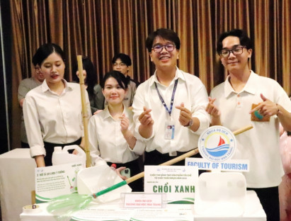  - Du lịch Khánh Hòa lan tỏa phong trào du lịch xanh