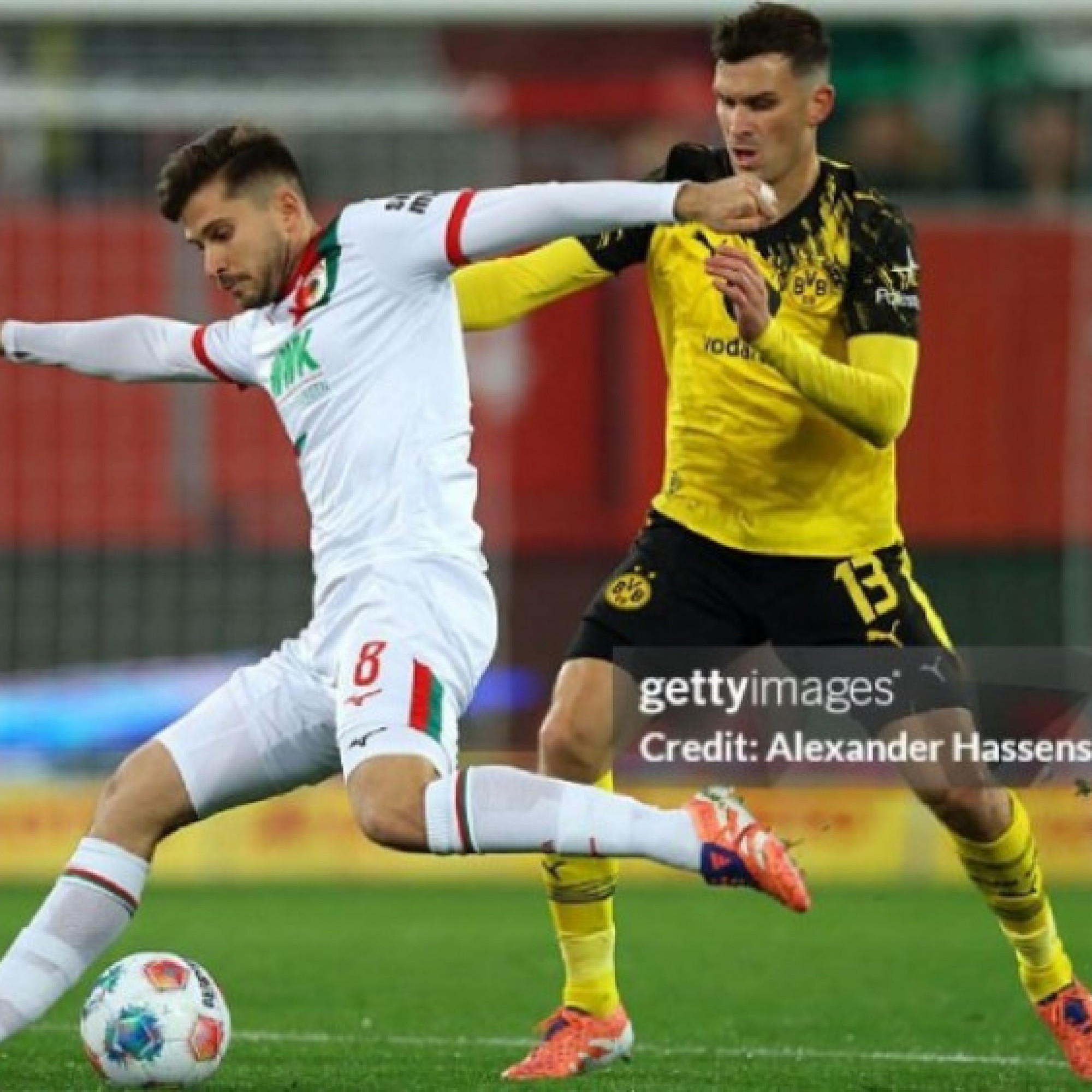 - Video bóng đá Augsburg - Dortmund: Xử lí đẳng cấp, bám đuổi Bayern (Bundesliga)