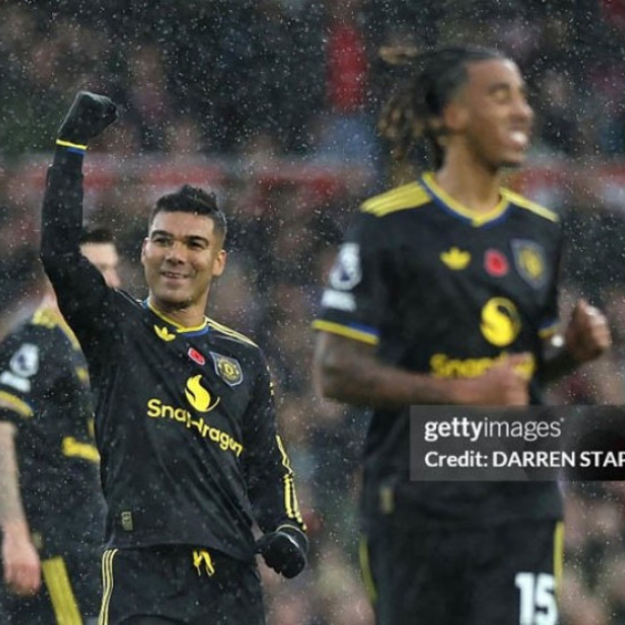  - Trực tiếp bóng đá Nottingham Forest - MU: Bỏ lỡ bàn thắng thứ 2 (Ngoại hạng Anh)