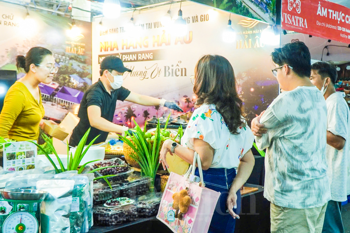 Chính thức khai mạc Green Food Fest 2025 - nơi văn hóa, du lịch và ẩm thực cùng hội tụ - 8