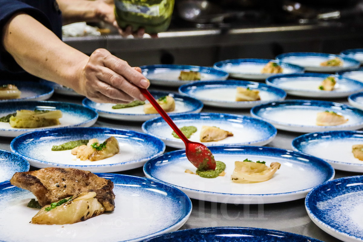 Thử đi ăn nhà hàng ba năm liền được vinh danh Michelin Selected - 4