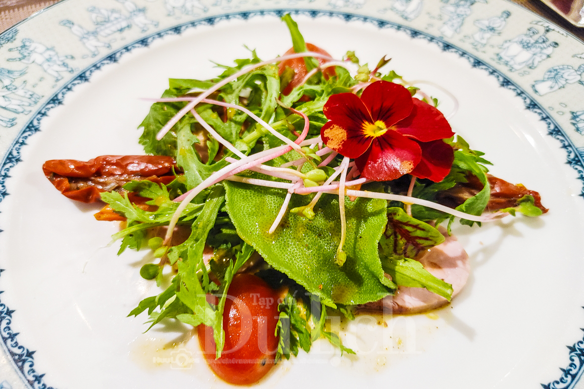 Thử đi ăn nhà hàng ba năm liền được vinh danh Michelin Selected - 5