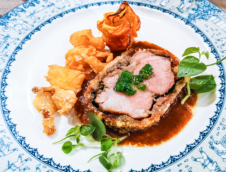 Thử đi ăn nhà hàng ba năm liền được vinh danh Michelin Selected