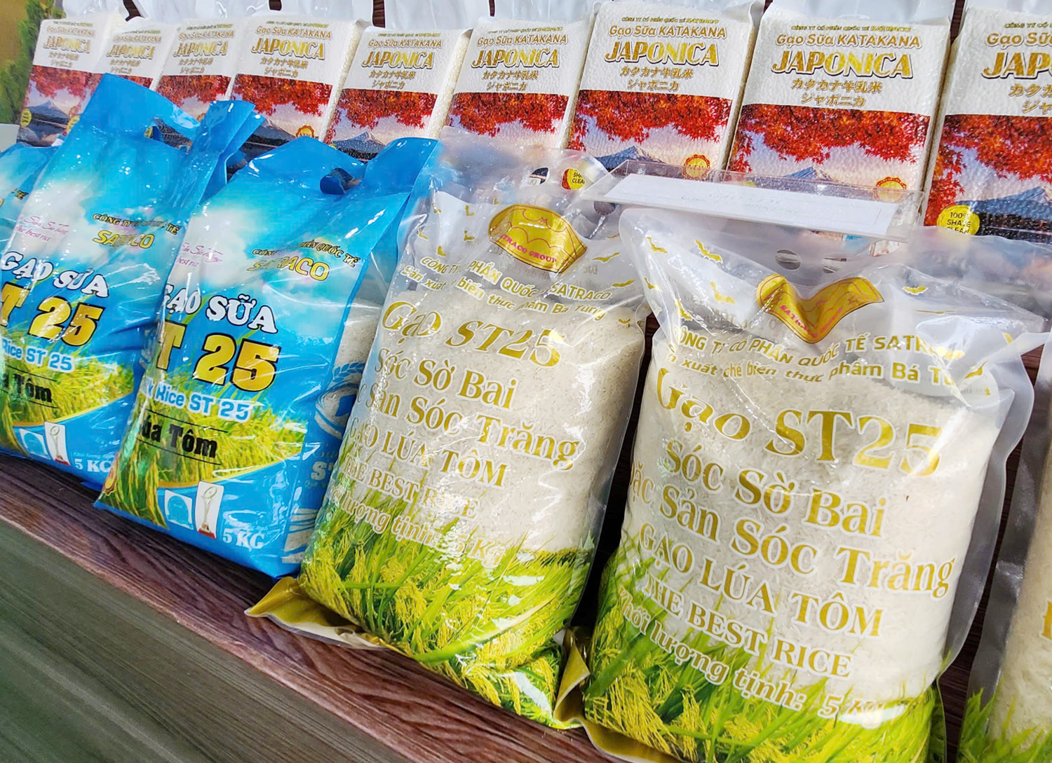 Doanh nghiệp du lịch mang gạo ST25 hữu cơ đến Lễ hội Oóc Om Bóc - 4